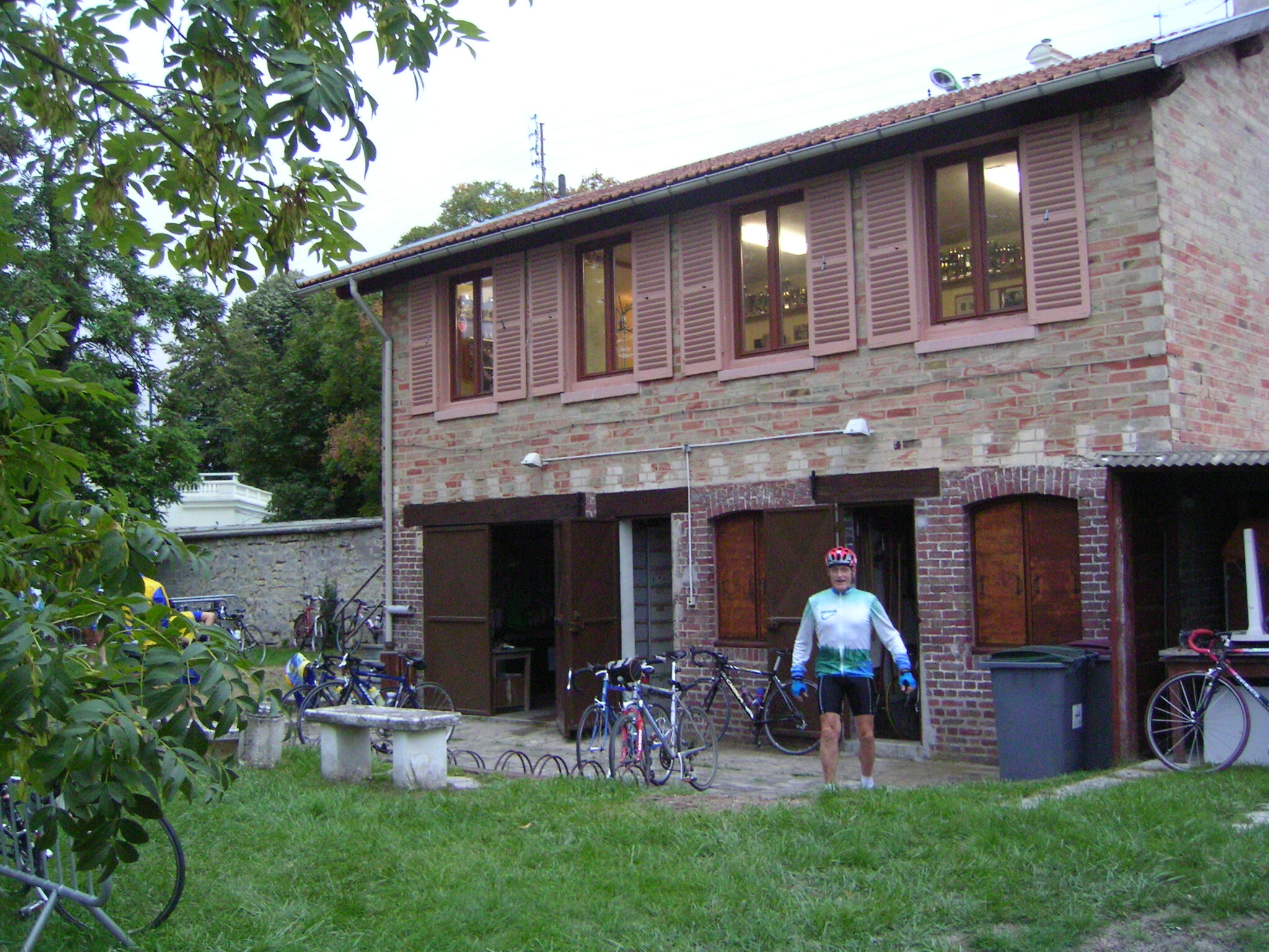 Le premier Club House